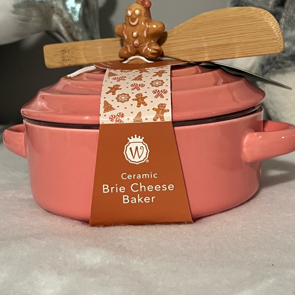 Gingerbread pink Brie Cheese Baker Dish.